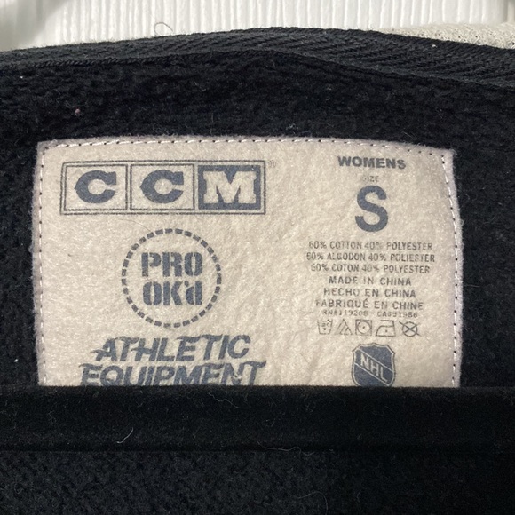 CCM Vintage inspired Canucks jacket Sz S - Picture 7 of 13